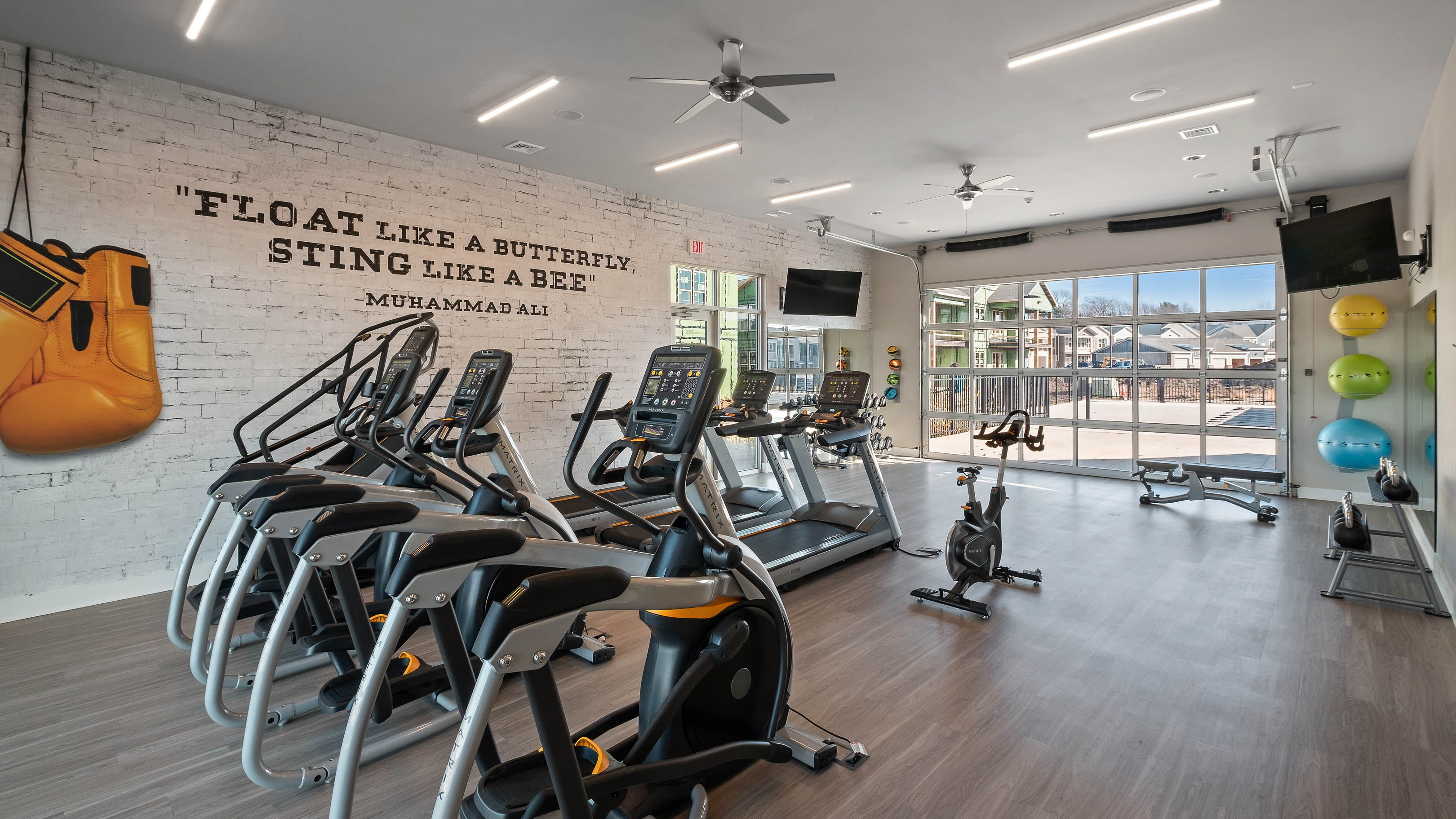 Photos of Springs at the Reserve Apartments in Wyoming, MI